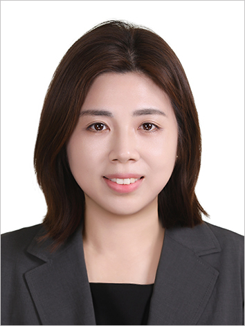 강수연